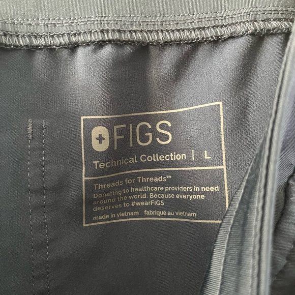 FIGS Yola Scrub Pants – Yoga Style Size L Grey High-Waisted, Comfortable Fit - Picture 7 of 13